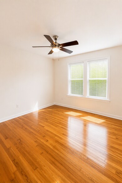 Building Photo - 2208 Blodgett St