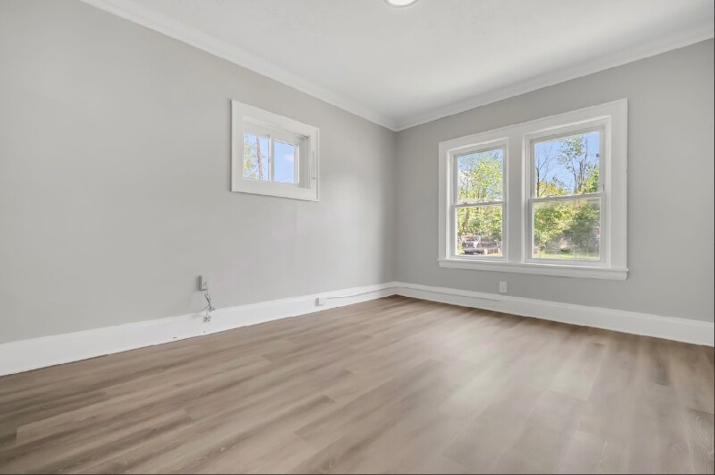Building Photo - 3690 E 139th St