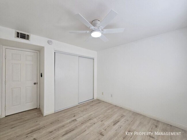 Building Photo - 2972 Juniper Hills Blvd