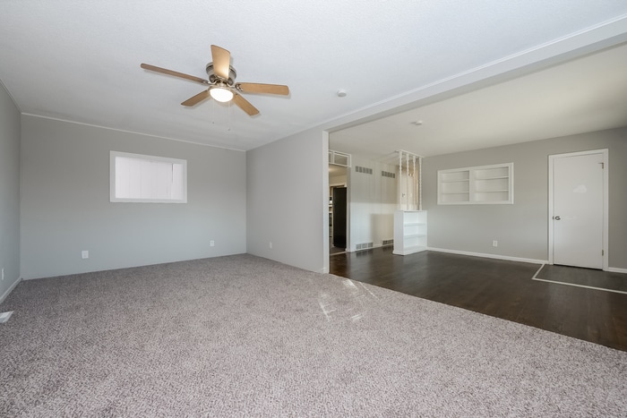 Building Photo - 111 N Gilbert St