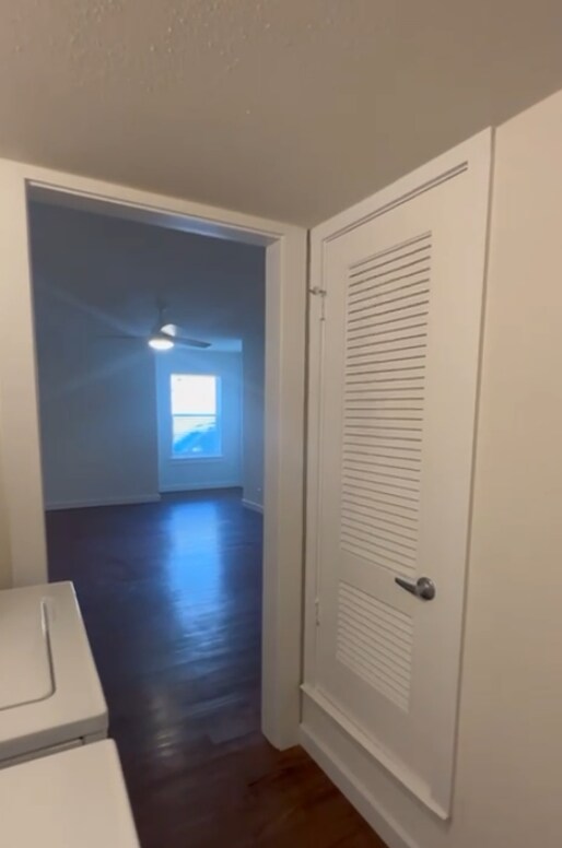 Building Photo - 228 Avenue F