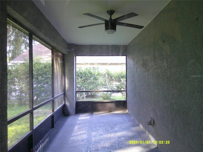 Building Photo - 818 Vermont Woods Ln