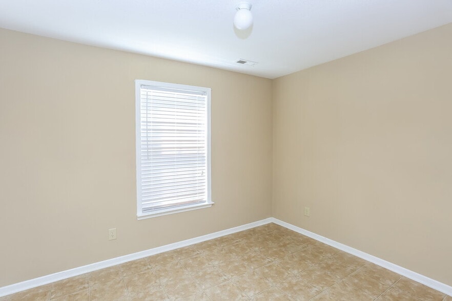 Building Photo - 3118 Bamburgh Ct