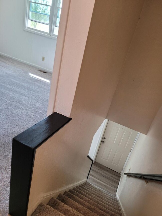 Building Photo - 3501 Commerce St