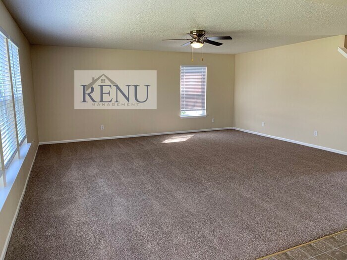 Building Photo - 6728 W Littleton Dr