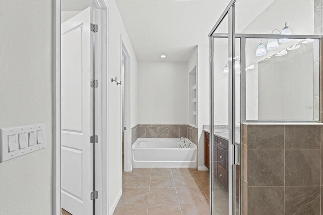 Building Photo - 5248 Blossom Cv