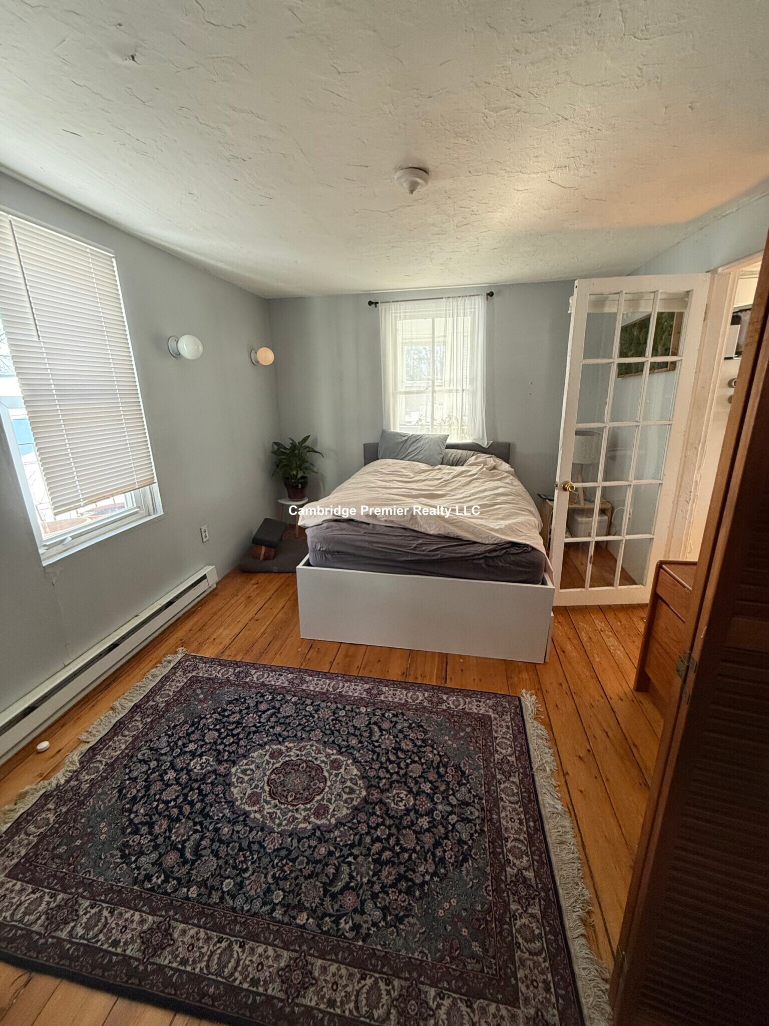 Building Photo - 434 Franklin St