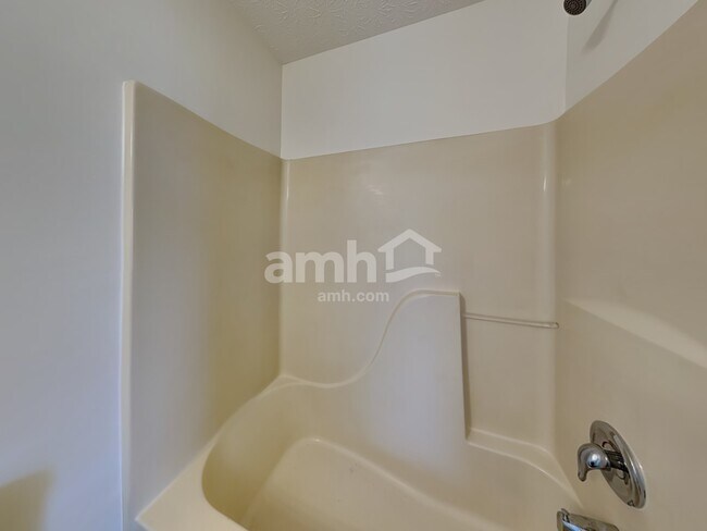 Building Photo - 5223 Waterton Lakes Dr