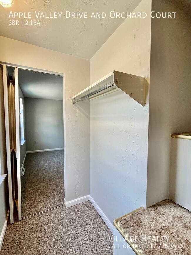 Building Photo - 710 Apple Valley Dr