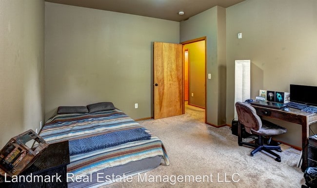 Building Photo - 1026 22nd St