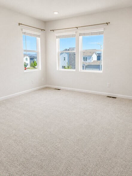 Building Photo - 8054 Sterling Ranch Ave