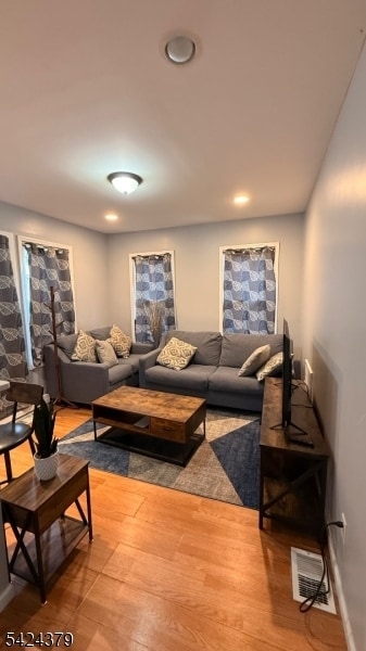 Building Photo - 45 Blum St