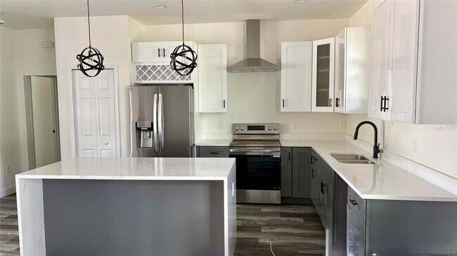 Building Photo - 914 Edgedale Cir