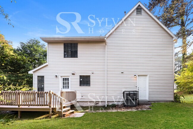 Building Photo - Living where You Love is Good for your Heart!