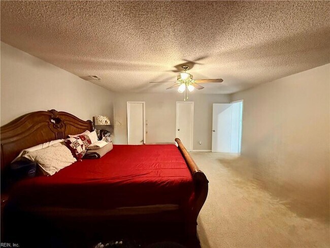 Building Photo - 2012 Springside Ct