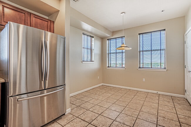 Building Photo - 14950 E Center Ave