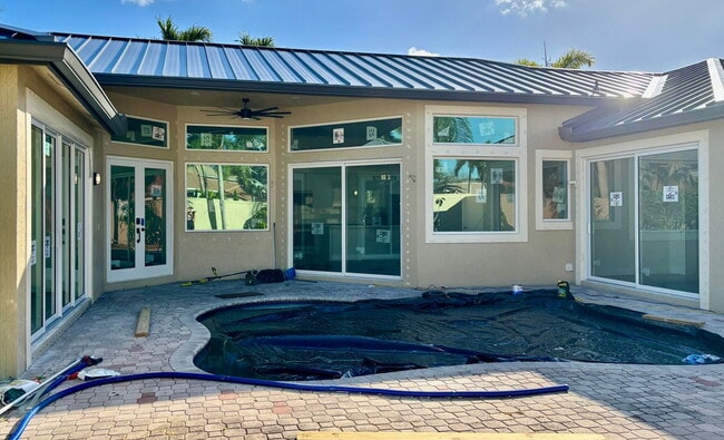 Building Photo - 5865 NW 125th Ave