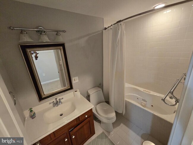 Building Photo - 20306 Baymeadow Ct