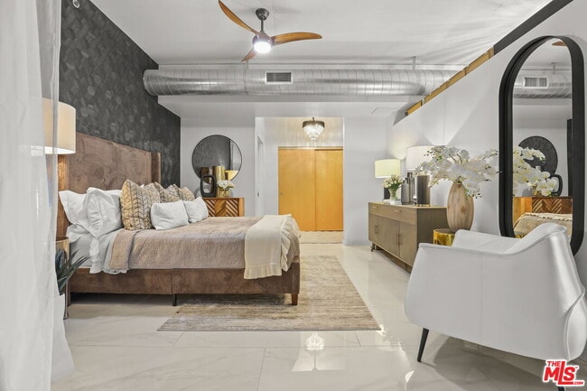 Building Photo - 1111 S Grand Ave