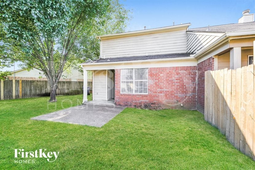 Building Photo - 7842 Shadowland Cove