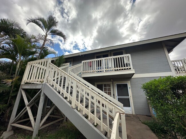 Building Photo - Upstairs Kihei Condo