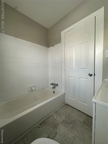 Building Photo - 28455 Melvin St