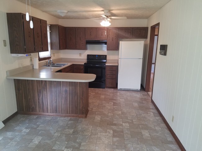 Building Photo - 359 Cedar Point Rd