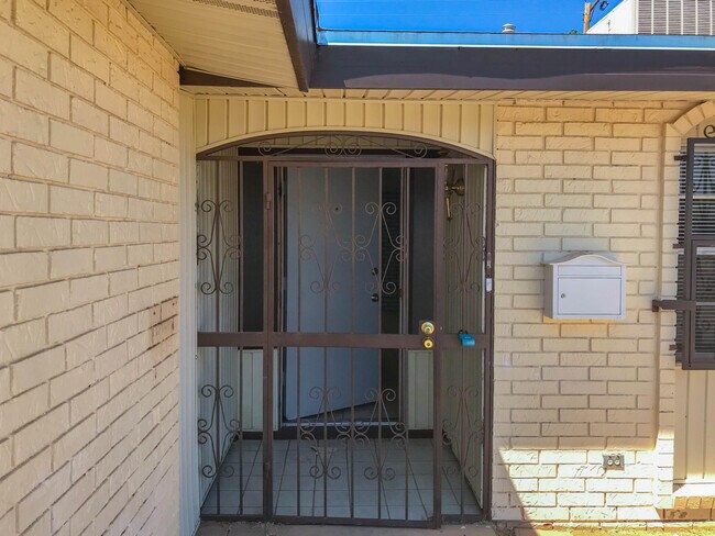 Building Photo - 5221 Edmonton Ave