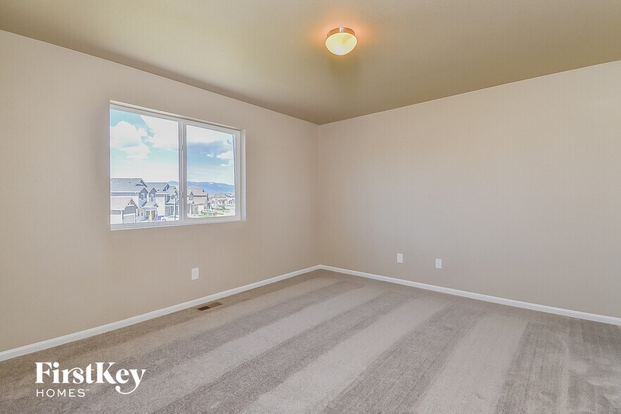 Building Photo - 6922 Shunka Ln