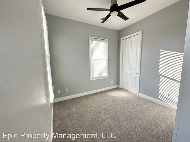 Building Photo - 2 br, 2 bath House - 4342 McCarthy St