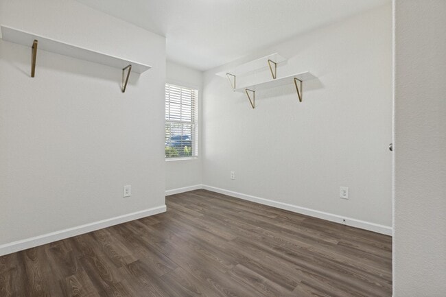 Building Photo - 1235 Blue Hazel Ct