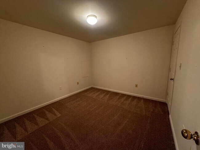 Building Photo - 41 Morton Ridge