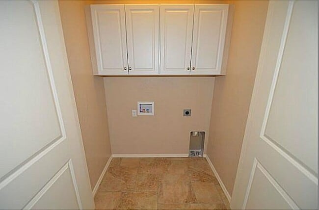 Building Photo - 1502 Barkley St