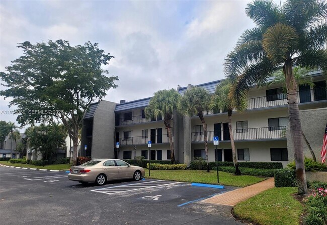 Building Photo - 4832 Esedra Ct