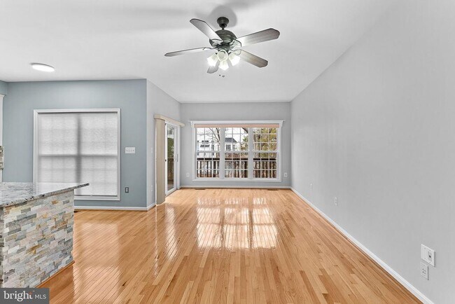 Building Photo - 13584 Cedar Run Ln