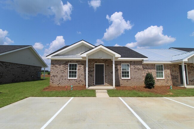 Building Photo - 117 Way Bill Cir