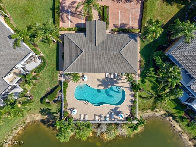 Building Photo - 2110 Cay Lagoon Dr