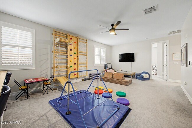 Building Photo - 10422 E Corbin Ave