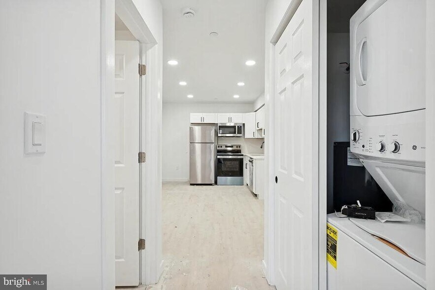 Building Photo - 3413 N 19th St