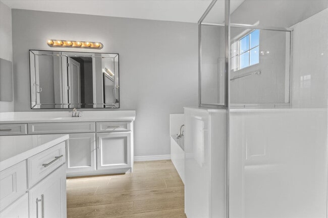 Building Photo - 1063 N 70th Way