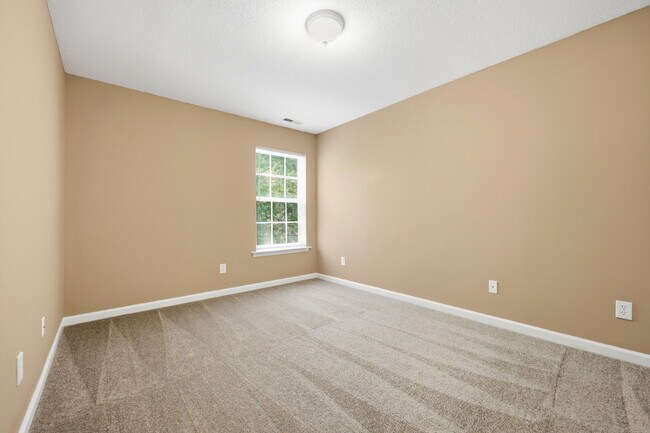 Building Photo - 3101 Sawyers Mill Dr