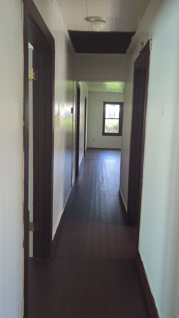 Building Photo - 245 Sherwood Dr