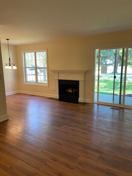 Building Photo - 43 Foxcroft Rd