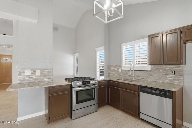 Building Photo - 11734 Stone Castle Dr