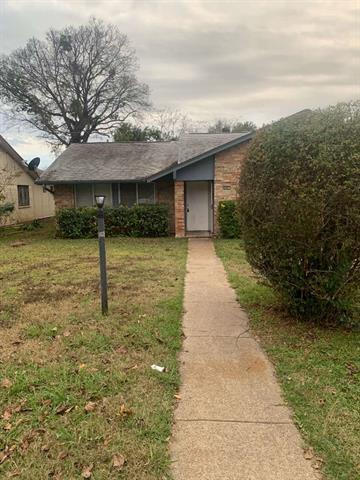 Building Photo - 3801 Lancelot Pl