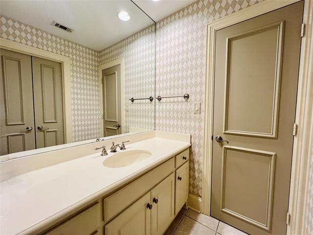 Building Photo - 14749 Celestial Pl