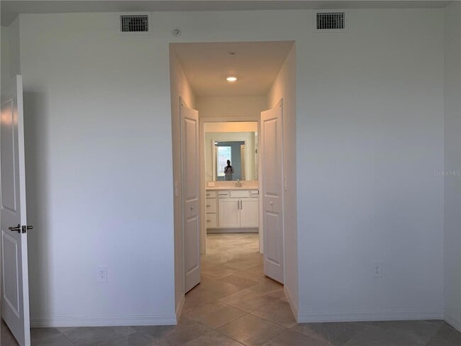 Building Photo - 19015 Scallop Lp