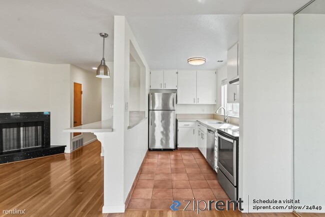 Building Photo - 2 br, 1 bath Condo - 3421 25th St, San Fra...