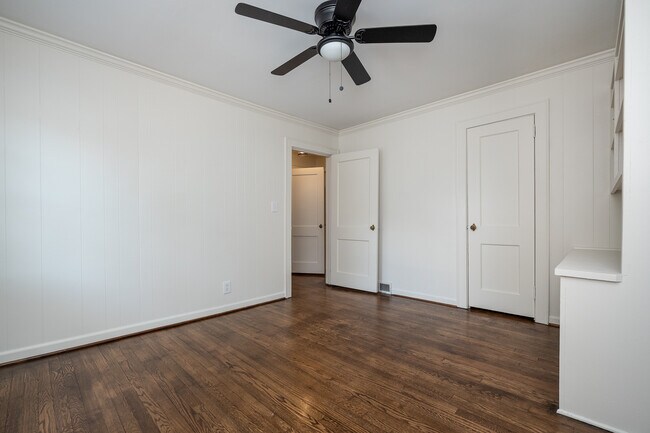 Building Photo - 114 Newman St