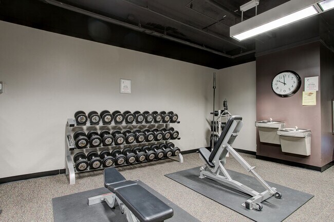 Building Photo - Heart of Old Town!!  Lofted Furnished Rental.  2 Parking Spots. Modern Living Resort!!  Front doo...